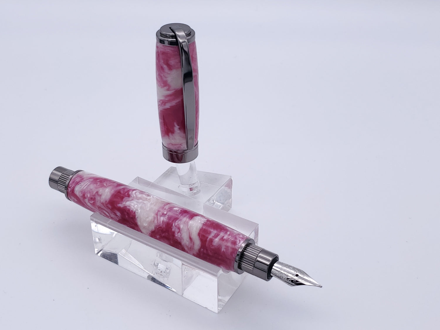 Pink Ginger Fountain Pen with Magnetic Cap image 1