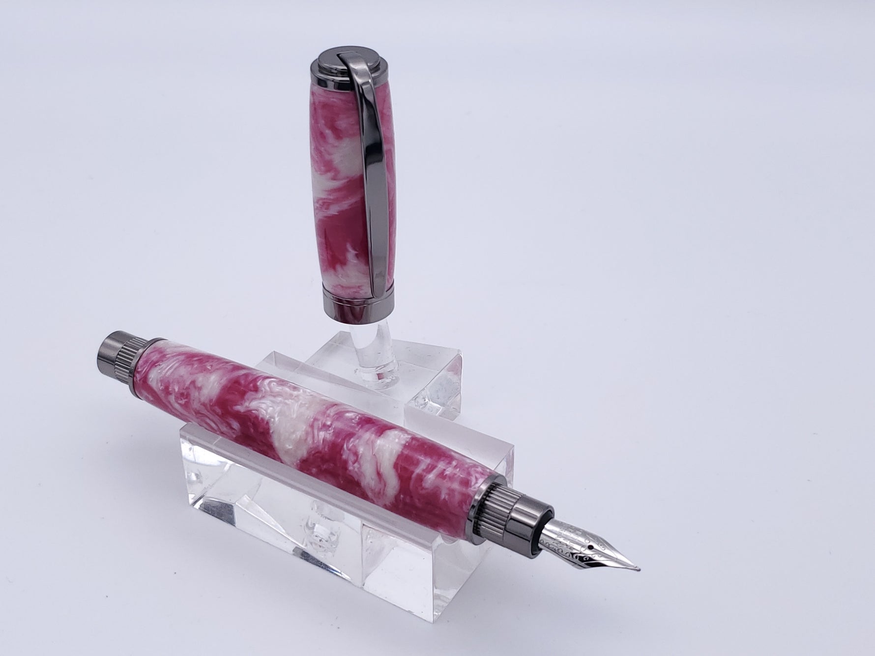 Pink Ginger Fountain Pen with Magnetic Cap image 1