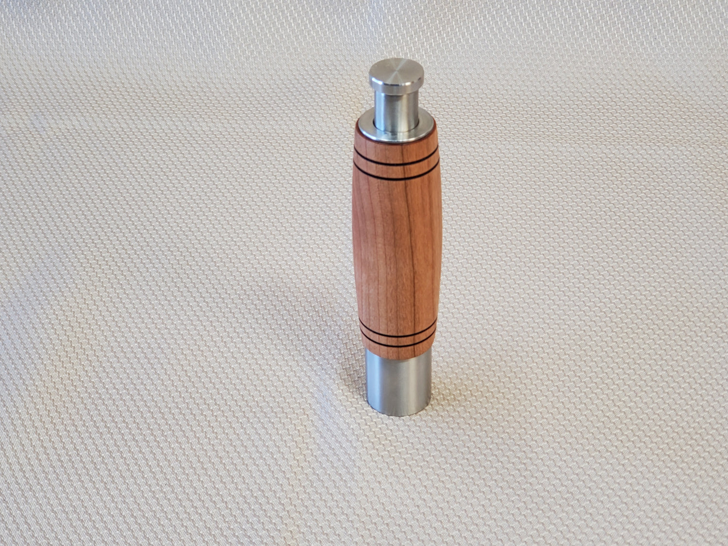 Press & Grind Mill/Grinder for salt or pepper image 0