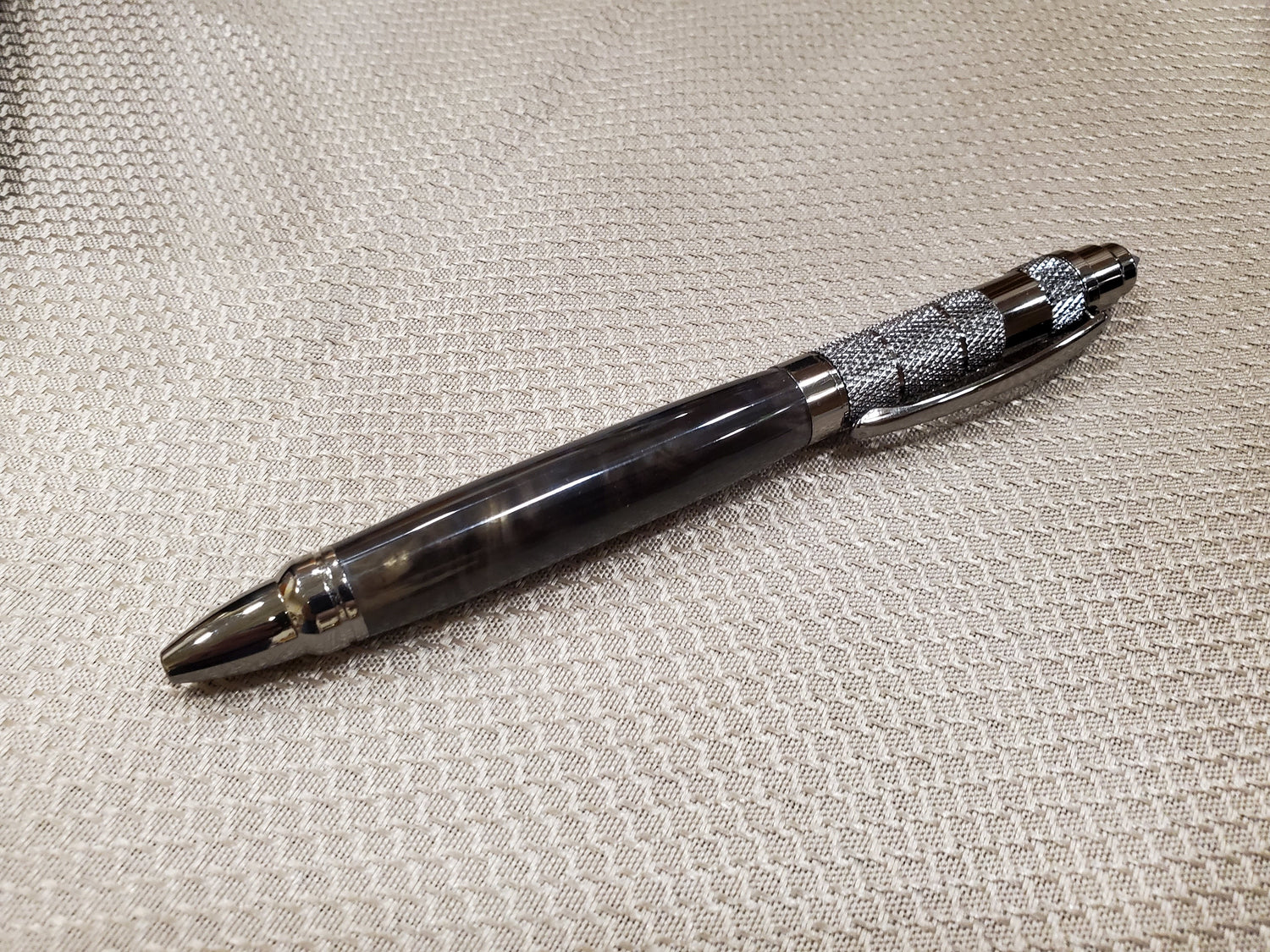 Tactical EDC Ballpoint Pen with Glass Breaker image 2