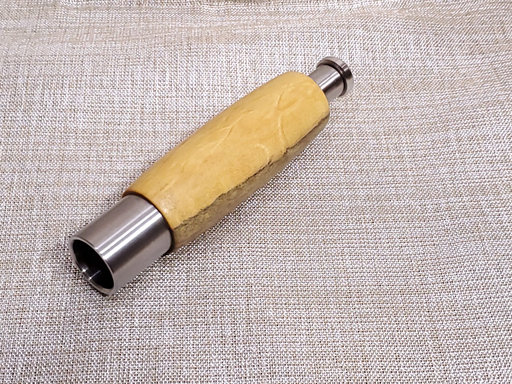 Press & Grind Mill/Grinder for salt or pepper image 3