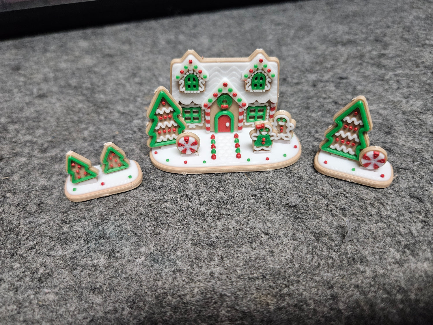 Gingerbread House Kit Card