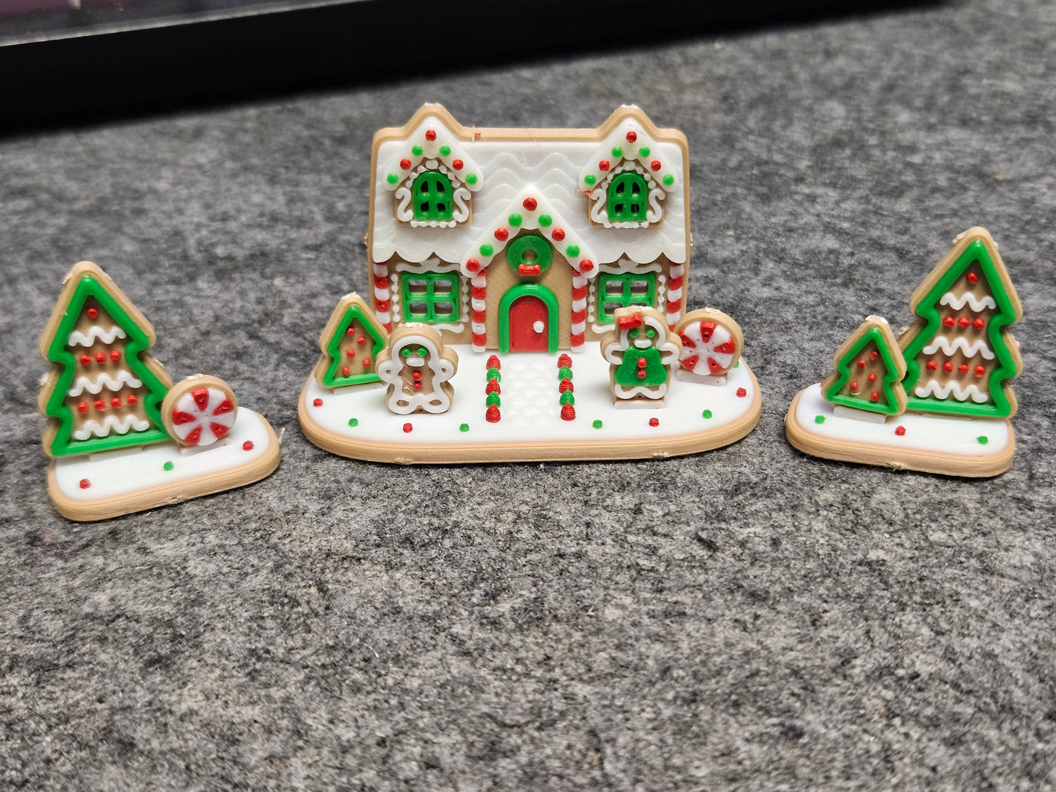 Gingerbread House Kit Card
