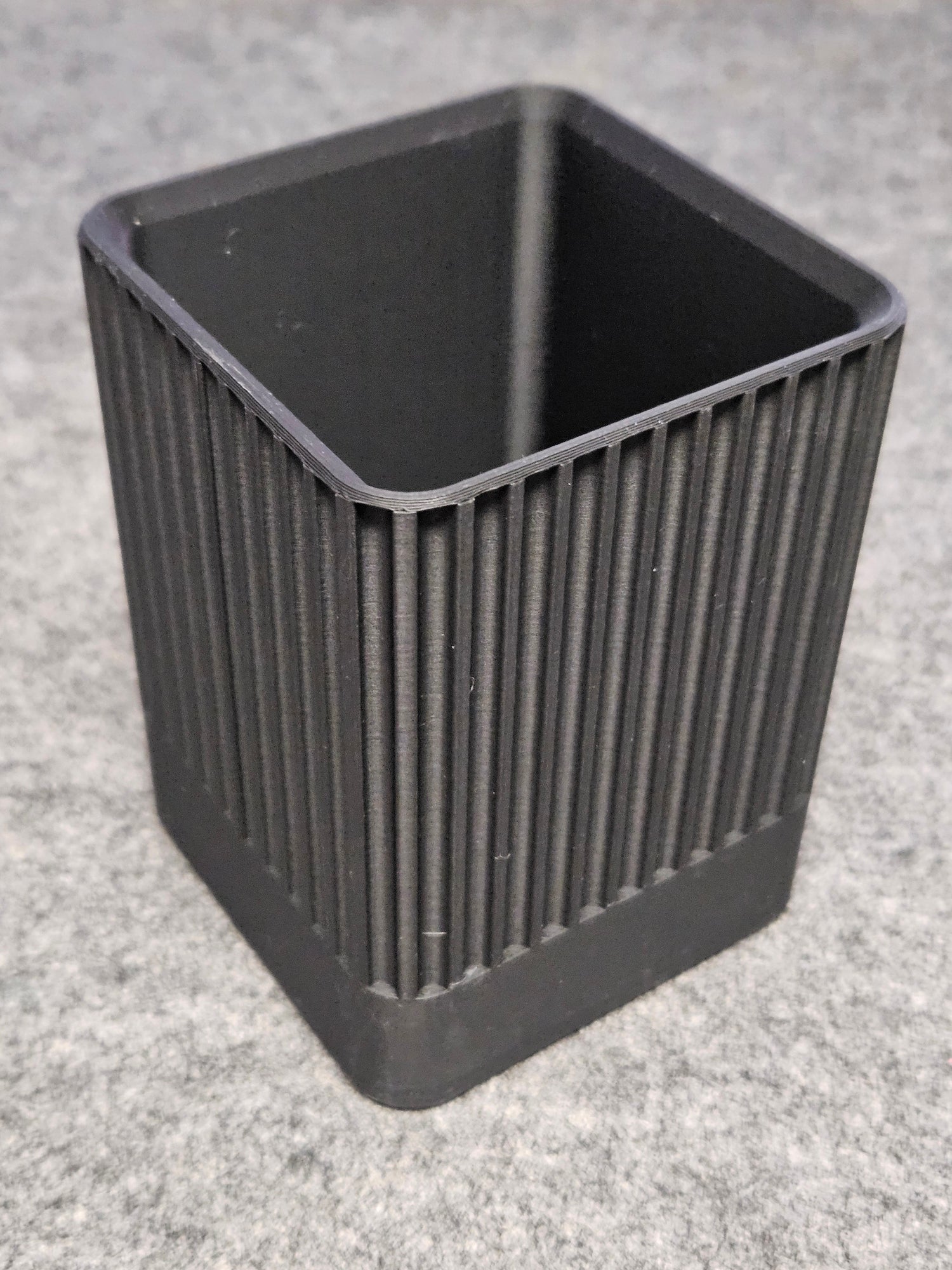 Pen Holder- Scalloped Square