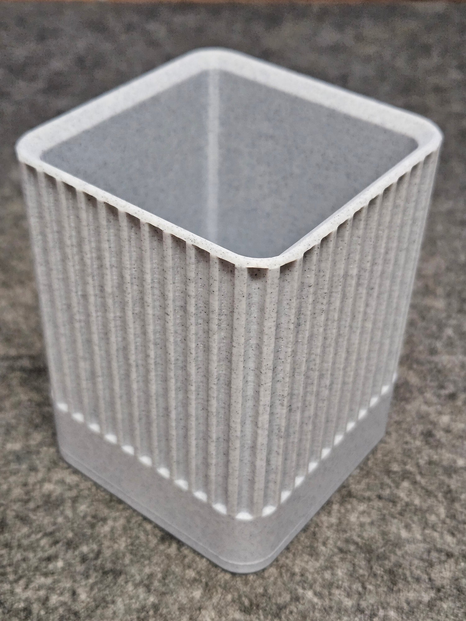 Pen Holder- Scalloped Square