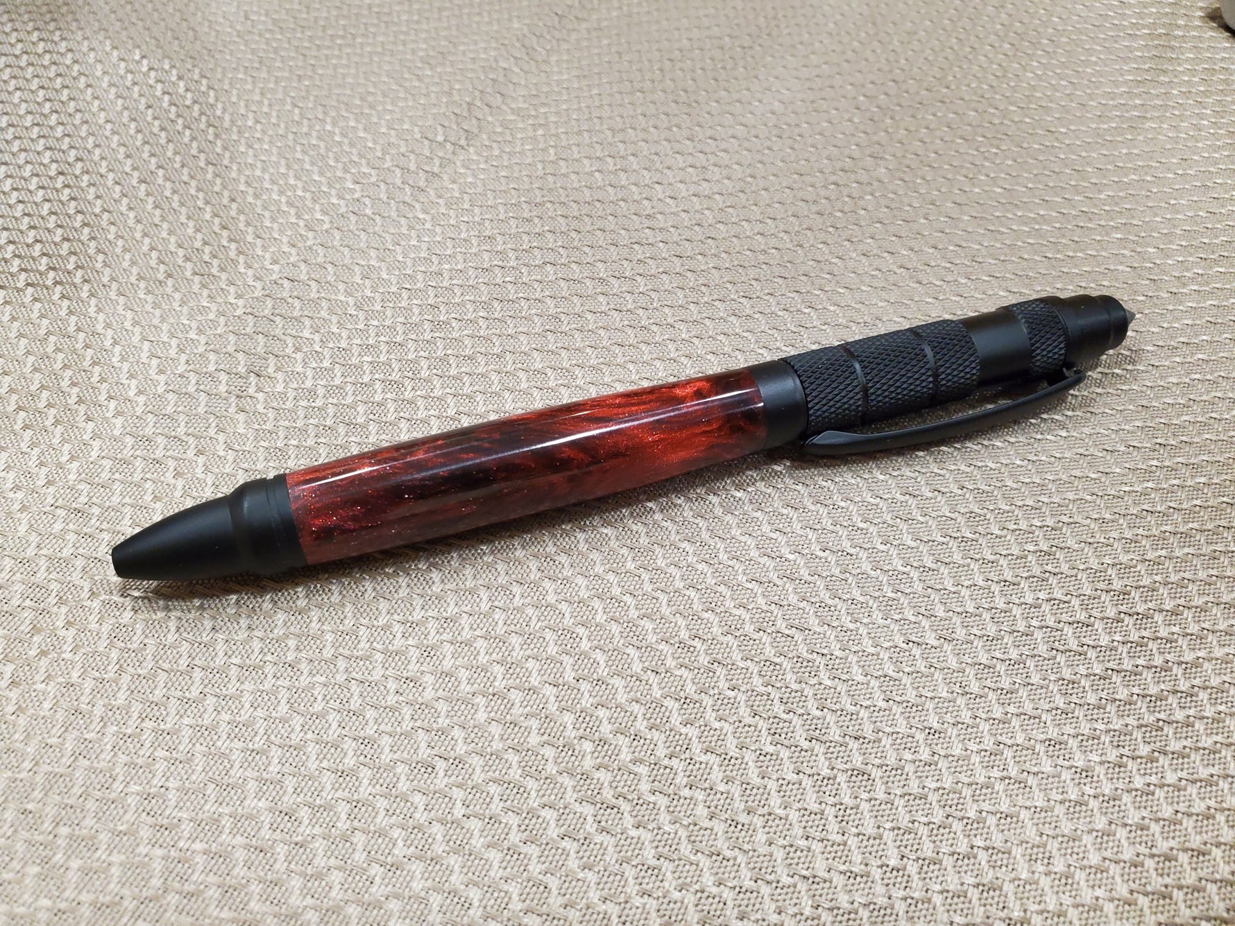 Tactical EDC Ballpoint Pen with Glass Breaker image 2
