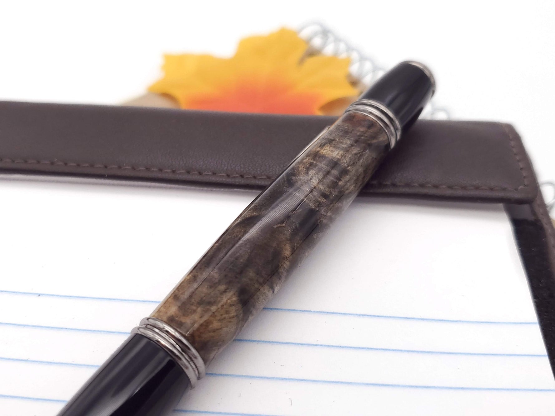 Buckeye Burl Gatsby Ballpoint Twist Pen image 5
