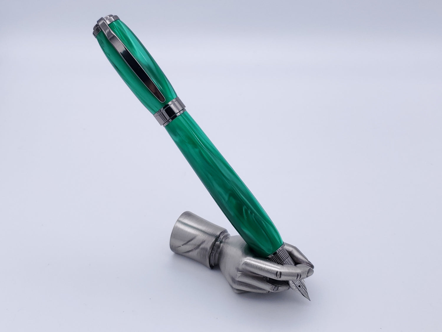 Green Shimmer Fountain Pen with Magnetic Cap image 1