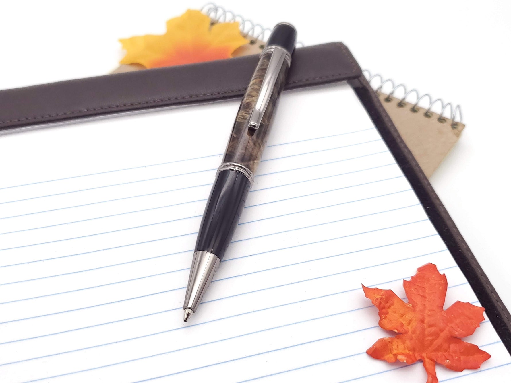Buckeye Burl Gatsby Ballpoint Twist Pen image 7