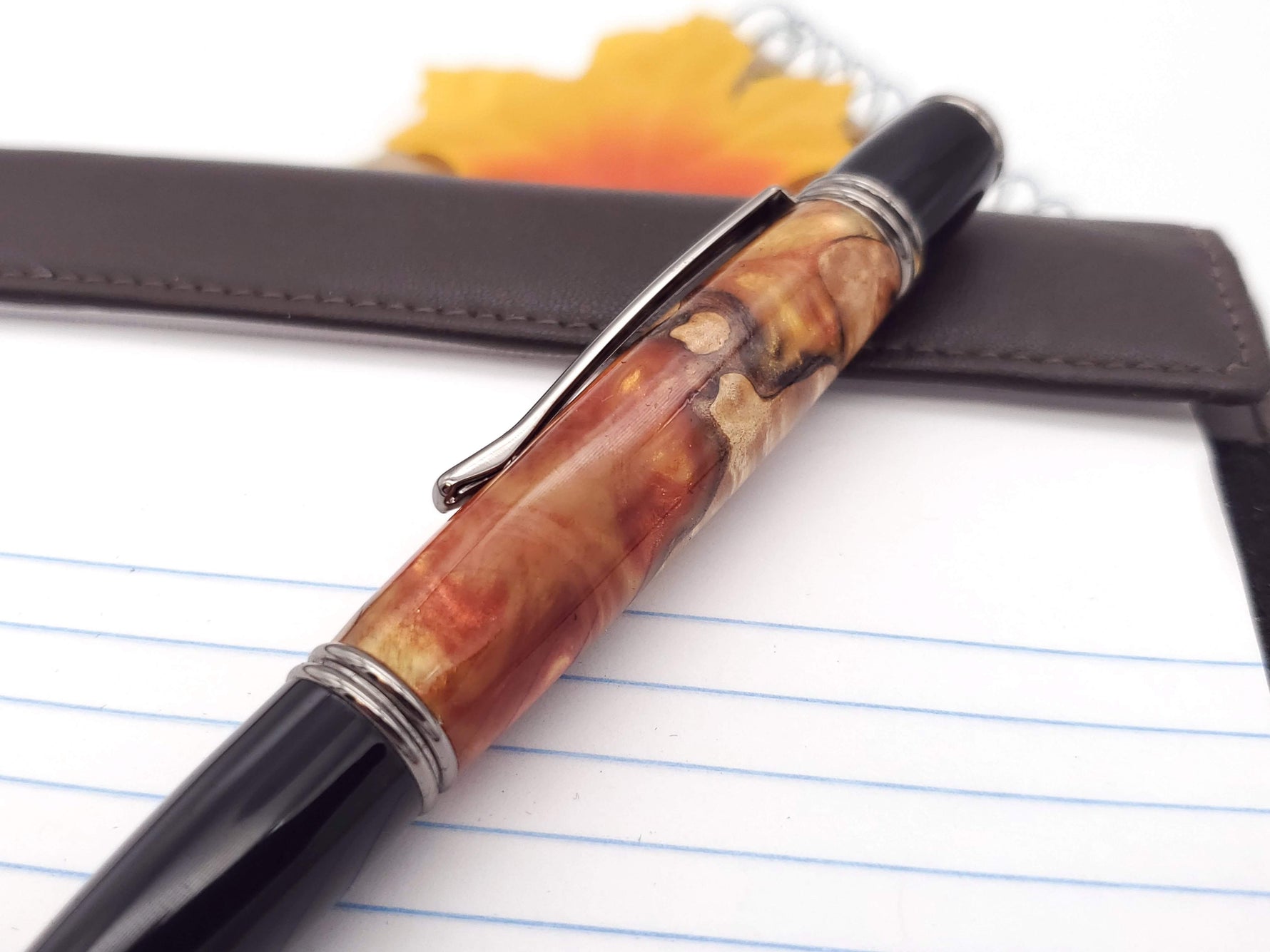 Maple Burl & Resin Gatsby Ballpoint Twist Pen image 5