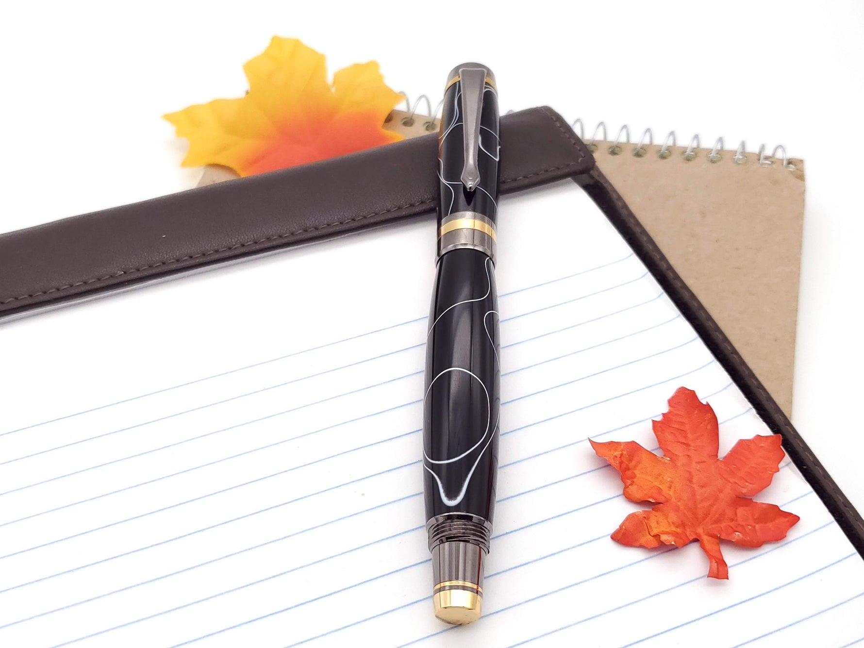 Classic Elite2 24k Gold & Gun Metal Fountain Pen image 3