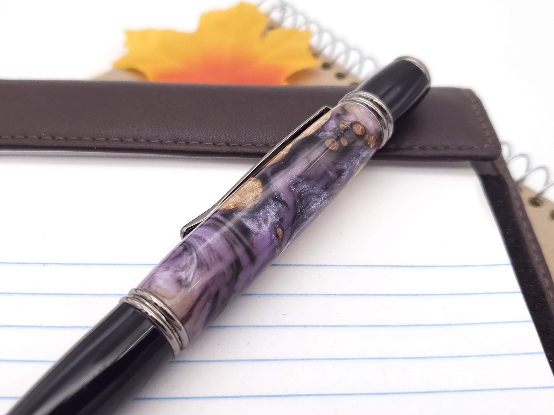 Maple Burl & Resin Gatsby Ballpoint Twist Pen image 6