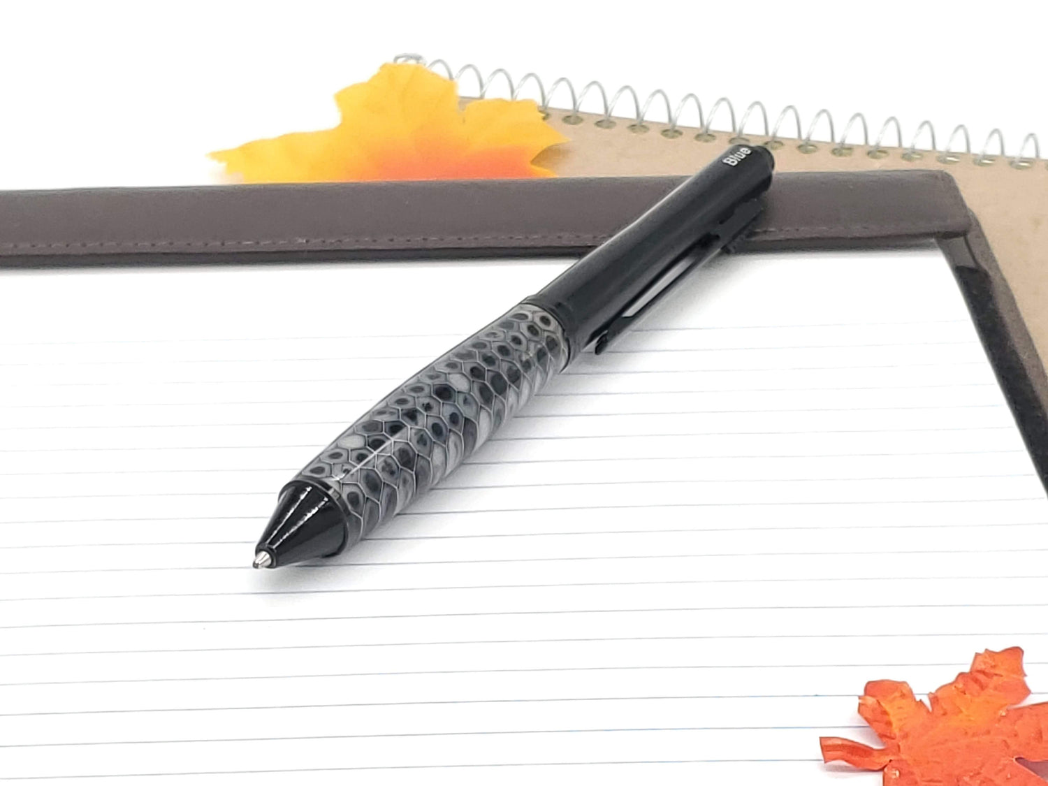 Black Honeycomb 4-Way Tech Pen image 2