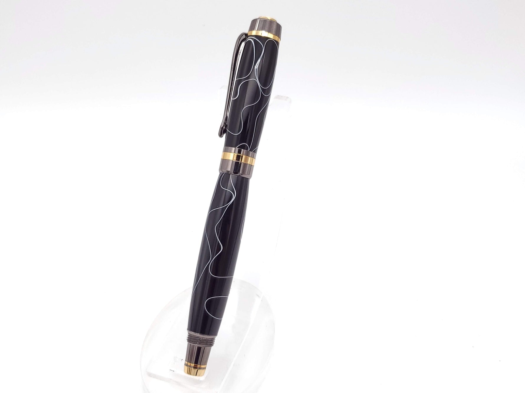 Classic Elite2 24k Gold & Gun Metal Fountain Pen image 9