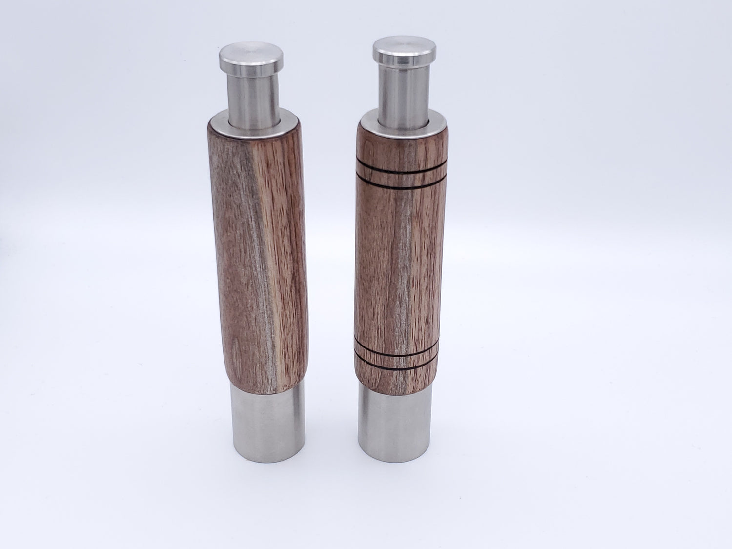 One-Handed Peppermill/Grinder Set for salt & pepper || Walnut image 1
